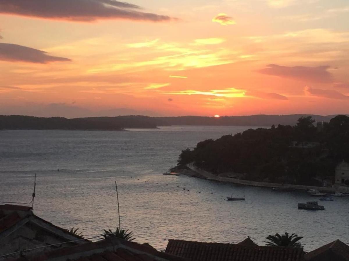 Hvar Old Dalmatian House Junior Suite - Deck 3 赫瓦尔 外观 照片